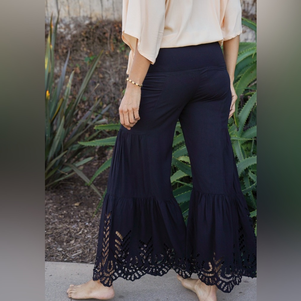 Bali Queen Boho Bell Bottom Pants w/ Eyelet Detail – Size S/M